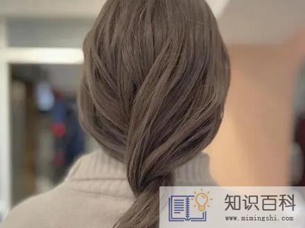 不化妆染黑茶灰好看吗1
