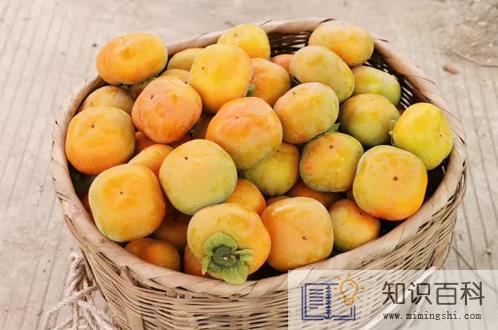 脆柿子里面有黑斑可以吃吗1