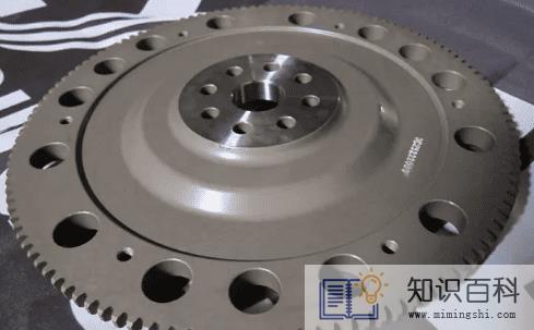 汽车飞轮坏了是什么原因造成的2