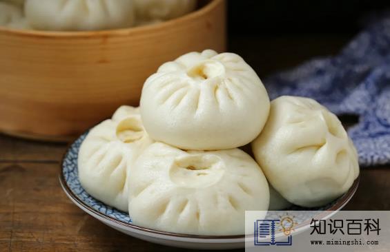 包子蒸好了以后要等几分钟再出锅1